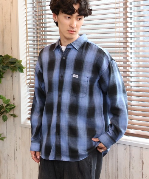 GERRY（ジェリー）の「【GERRY/ジェリー】胸ピスワンポイントロゴ 長袖オンブレチェックシャツ（シャツ/ブラウス・メンズ・ブラック/マルチ/ホワイト/ブルー・L/LL/M）」の3枚目の写真