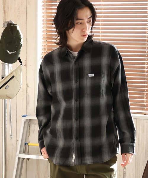 GERRY(ジェリー)の「【GERRY/ジェリー】胸ピスワンポイントロゴ 長袖オンブレチェックシャツ(シャツ/ブラウス・メンズ・ブラック/マルチ/ホワイト/ブルー・L/LL/M)」の9枚目の写真