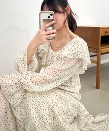 ❤️人気新作 新品♡ SelfPortrait 白ドットひざ丈ワンピース♡　B29 ❤️25秋新作 新品♡ SelfPortrait 赤レースワンピース♡ F74