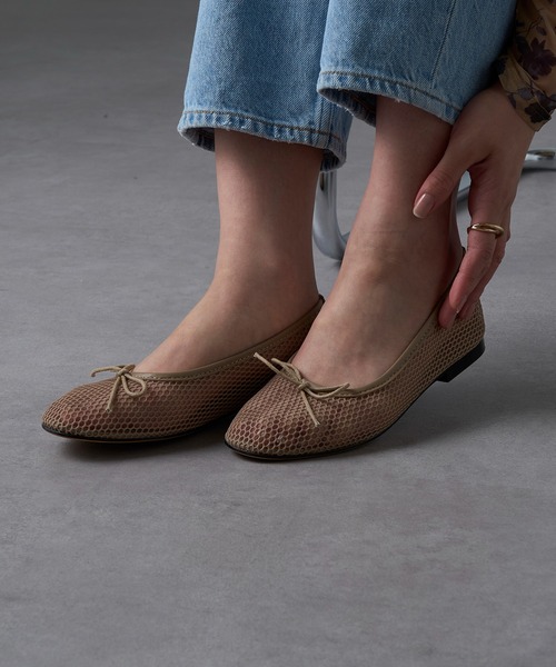 REMME（レメ）の「【REMME】メッシュリボンバレエシューズ MESH＆SHEEP LEATHER ZH-ZARAGONZA-ME（バレエシューズ・レディース・ベージュ/ブラック・39/38/37/36）」の18枚目の写真
