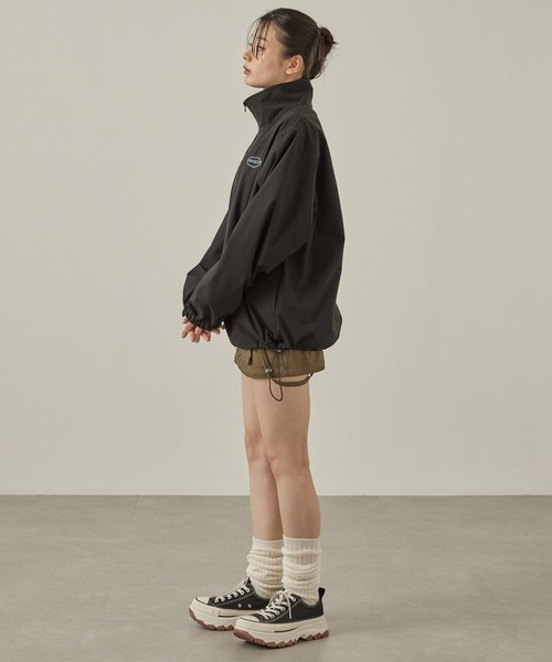 Snap club（スナップクラブ）の「【Snap club】ダブルロゴ刺繍 ドロストビッグスタンドジャケット（ブルゾン・レディース・レッド/ブラック・M/L）」の13枚目の写真