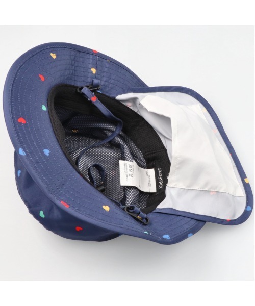 Kids Foret(キッズフォーレ)の「ハート柄撥水ハット・帽子(ハット・キッズ・オフホワイト/ネイビー・50/52/54/56)」の10枚目の写真
