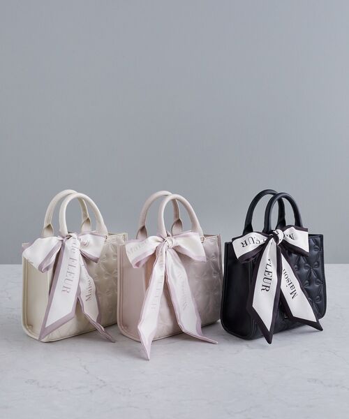 Maison de FLEUR(メゾンドフルール)の「スカーフ付リボンキルティング2Wayバッグ(トートバッグ・レディース・ピンク/ブラック/アイボリー・FREE)」の4枚目の写真