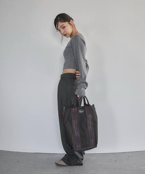 feepur（フェピュール）の「【THEATRE PRODUCTS/シアタープロダクツ】別注リサイクルボトルジャガードテープトートバッグ-L-（トートバッグ・レディース・ブラック・FREE）」の6枚目の写真