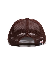 A BATHING APE（アベイシングエイプ）の「APE CROSSBONE COLLEGE