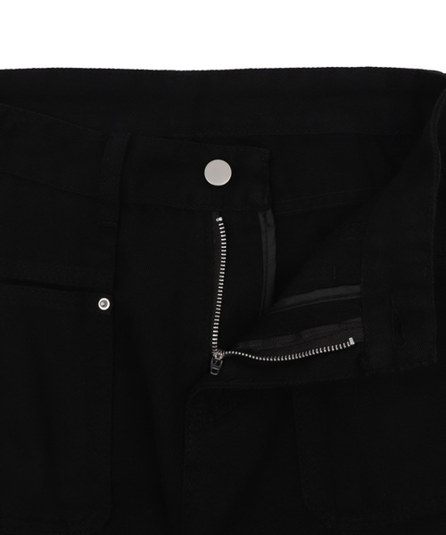 WOND(ウォンド)の「WOND/マルチポケットワイドカーゴパンツ(デニムパンツ・レディース・ブルー/ブラック・SMALL/MEDIUM)」の10枚目の写真