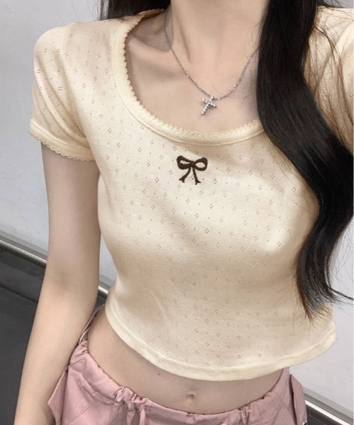 kirakiraShop(キラキラショップ)の「リボン 刺繍 ショート丈 Tシャツ(Tシャツ/カットソー・レディース・ホワイト/クリーム/グレー/ブラック・FREE)」の22枚目の写真