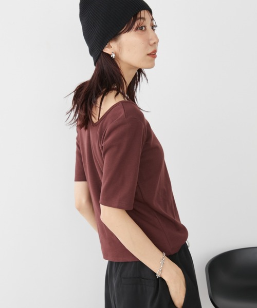 Auntie Rosa Holiday(アンティローザホリデー)の「デザインカットネックTEE(Tシャツ/カットソー・レディース・ナチュラル/ブラック/ボルドー・FREE)」の22枚目の写真