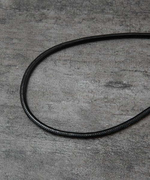 ABAHOUSE（アバハウス）の「【マルチウェイ】 フェイクレザー 巾着ショルダーバッグ / ユニセックス（ショルダーバッグ・メンズ・ブラック/グレイッシュベージュ・フリー）」の12枚目の写真