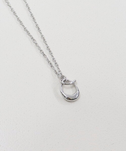 fredy emue(フレディエミュ)の「Oモチーフロングネックレス(ネックレス・レディース・ゴールド/シルバー・FREE)」の7枚目の写真
