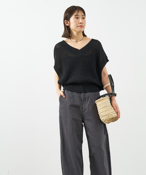 MICA&DEAL（マイカ＆ディール）の「Vネックニットベスト（ニット/セーター・レディース・マスタード/ブラック/ベージュ/ホワイト・FREE）」の12枚目の写真