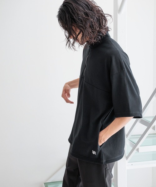 HEREIAM（ヘレイアム）の「【HEREIAM MEN】吸水速乾＆UV/DRYMIXハーフジッププルオーバー（Tシャツ/カットソー・メンズ・ダークブラウン/グレー/ブラック・MEDIUM/LARGE）」の2枚目の写真