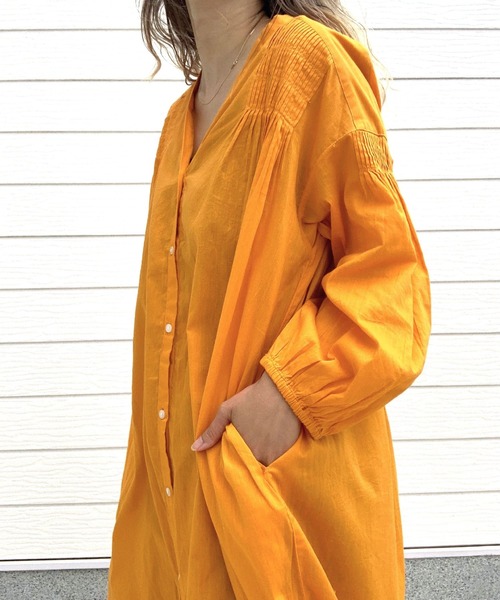 Q(キュー)の「キャンブリックボイルギャザーワンピ(ワンピース・レディース・アイボリー/オレンジ/ブラック・MEDIUM)」の19枚目の写真