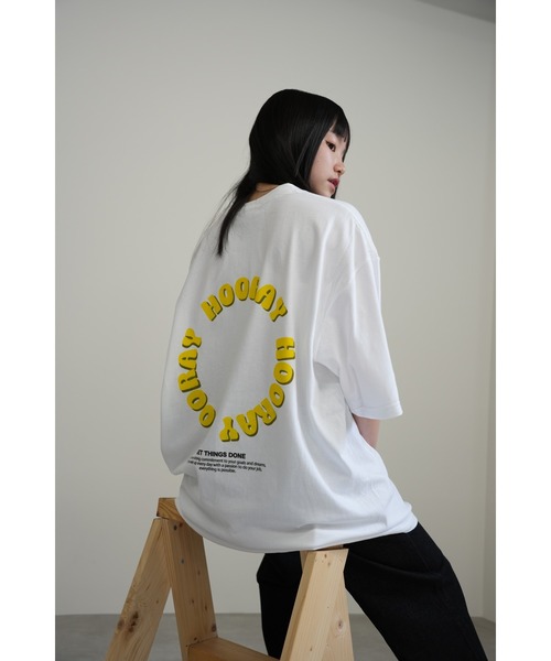 BASIS(ベイシス)の「バックサークルロゴ ビッグシルエット ユニセックス Tシャツ(Tシャツ/カットソー・レディース・ホワイト×イエロー/ホワイト×ピンク/ホワイト×グリーン・MEDIUM/LARGE)」の18枚目の写真