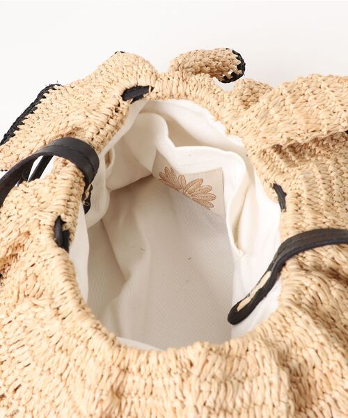 MADE IN MADA(メイドインマダ)の「ラッフルラフィアトート(トートバッグ・レディース・ベージュ・FREE)」の14枚目の写真