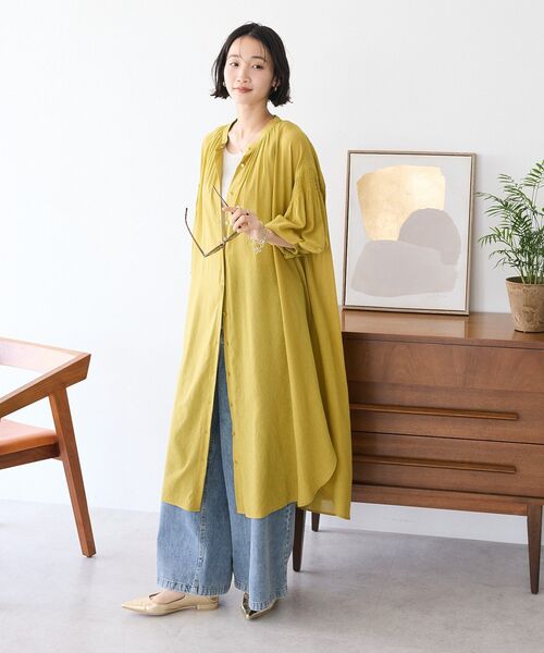 CRAFT STANDARD BOUTIQUE（クラフトスタンダードブティック）の「ヴィンテージボイル袖シャーリングワンピース（シャツワンピース・レディース・ブラック/ブラウン/イエロー・FREE）」の5枚目の写真