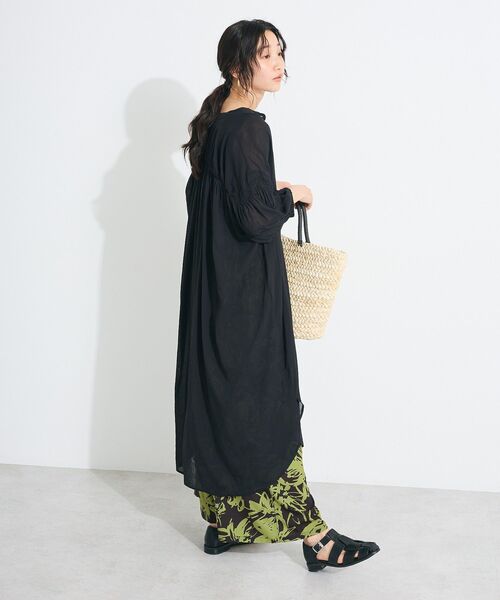 CRAFT STANDARD BOUTIQUE（クラフトスタンダードブティック）の「ヴィンテージボイル袖シャーリングワンピース（シャツワンピース・レディース・ブラック/ブラウン/イエロー・FREE）」の11枚目の写真