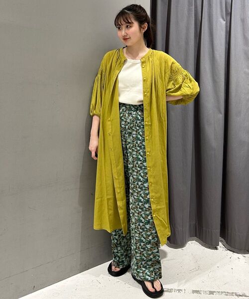 CRAFT STANDARD BOUTIQUE（クラフトスタンダードブティック）の「ヴィンテージボイル袖シャーリングワンピース（シャツワンピース・レディース・ブラック/ブラウン/イエロー・FREE）」の20枚目の写真