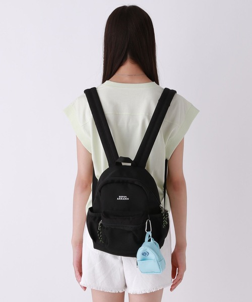 repipi armario(レピピ アルマリオ)の「メッシュポケットミニリュック(バックパック/リュック・キッズ・アイボリー/ブラック/ブルー・FREE)」の8枚目の写真