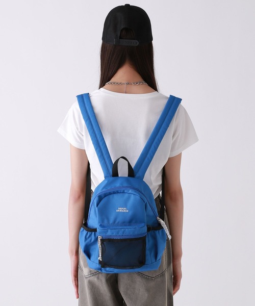 repipi armario(レピピ アルマリオ)の「メッシュポケットミニリュック(バックパック/リュック・キッズ・アイボリー/ブラック/ブルー・FREE)」の12枚目の写真