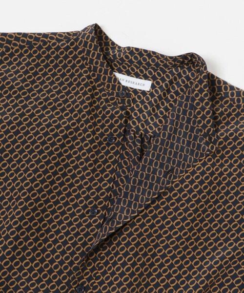 URBAN RESEARCH(アーバンリサーチ)の「PRINT BAND COLLAR SHIRTS(シャツ/ブラウス・メンズ・ブラック系その他/ベージュ系その他/ブルー系その他・MEDIUM/LARGE)」の17枚目の写真