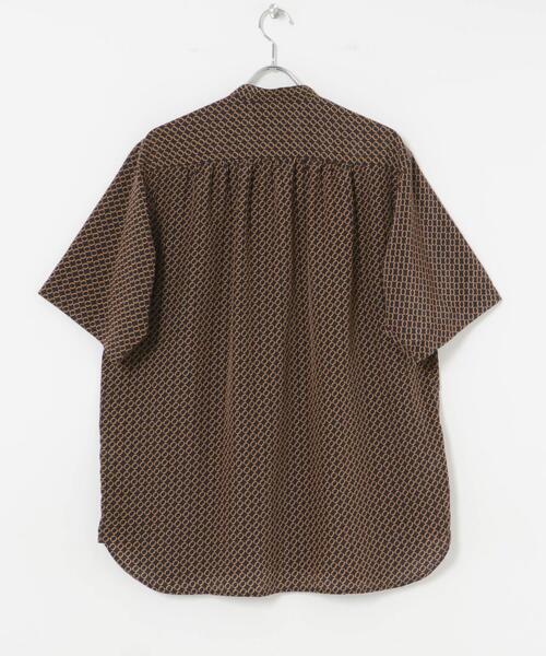 URBAN RESEARCH(アーバンリサーチ)の「PRINT BAND COLLAR SHIRTS(シャツ/ブラウス・メンズ・ブラック系その他/ベージュ系その他/ブルー系その他・MEDIUM/LARGE)」の10枚目の写真