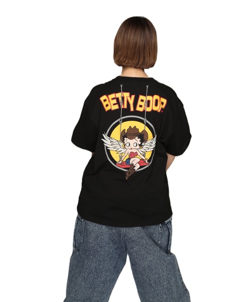 BETTY BOOP（ベティ・ブープ）の「LOWBLOW KNUCKLE / ローブローナックル / BETTY BOOP / ブランコに乗った天使のBETTY Tシャツ (M2)（Tシャツ/カットソー・メンズ・ホワイト/ピンク/ブラック・M/L/XL/XXL）」の2枚目の写真