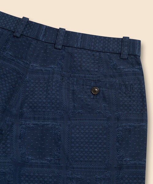 BROOKS BROTHERS（ブルックスブラザーズ）の「コットン　ペイズリー　プレーンフロント　7inショーツ（その他パンツ・メンズ・ネイビー・32inch/38inch/36inch/30inch/34inch）」の6枚目の写真