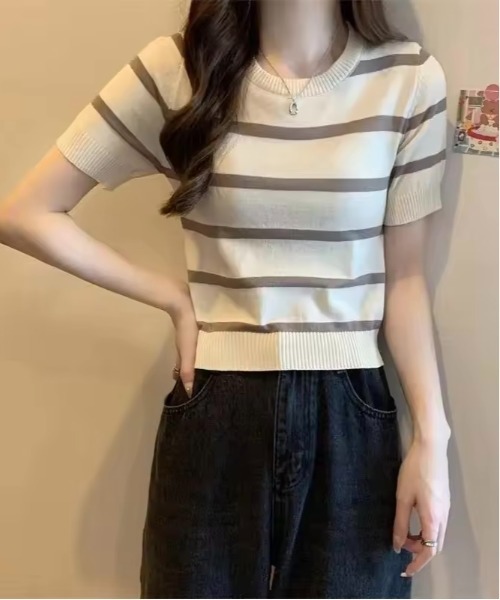 VIBGYOR(ヴィブジョー)の「レディース ショート丈ニット(BDS)(Tシャツ/カットソー・メンズ・ブラック/グリーン/ベージュ/ネイビー・FREE)」の6枚目の写真