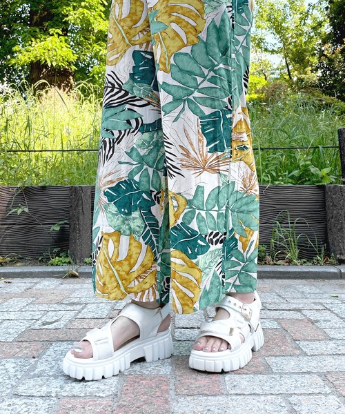 LUGG NAGG(ラグナグ)の「【BOBSON】【厚底】ベルクロスポーツサンダル(サンダル・レディース・ブラック/ベージュ/ホワイト・M/L/LL/S)」の4枚目の写真
