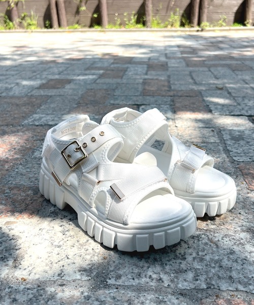 LUGG NAGG(ラグナグ)の「【BOBSON】【厚底】ベルクロスポーツサンダル(サンダル・レディース・ブラック/ベージュ/ホワイト・M/L/LL/S)」の13枚目の写真