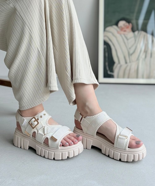 LUGG NAGG(ラグナグ)の「【BOBSON】【厚底】ベルクロスポーツサンダル(サンダル・レディース・ブラック/ベージュ/ホワイト・M/L/LL/S)」の21枚目の写真