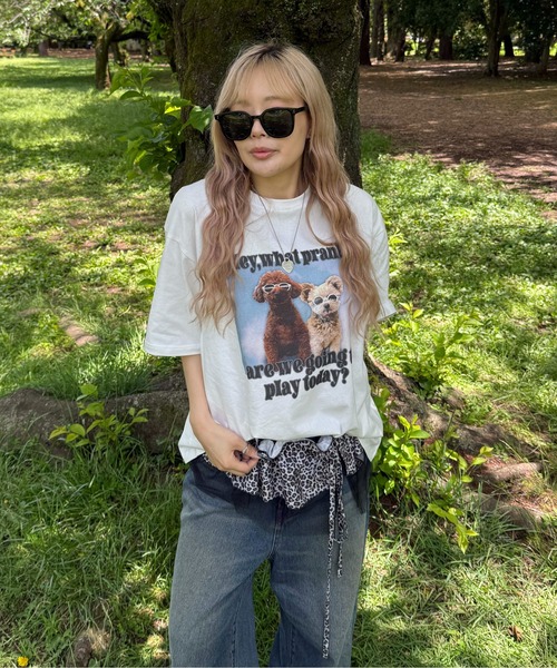 sedacle(セダクル)の「ドッグフォトプリントTシャツ(Tシャツ/カットソー・レディース・ブラック/ホワイト・SMALL/MEDIUM/LARGE)」の7枚目の写真