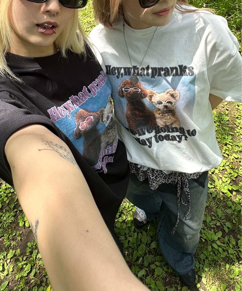 sedacle(セダクル)の「ドッグフォトプリントTシャツ(Tシャツ/カットソー・レディース・ブラック/ホワイト・SMALL/MEDIUM/LARGE)」の3枚目の写真