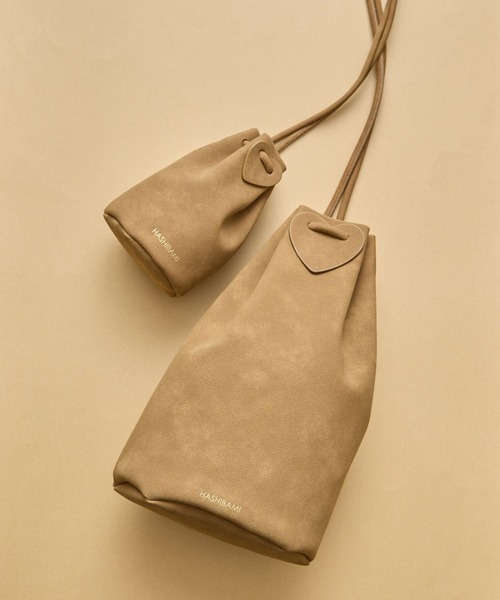 HASHIBAMI（ハシバミ）の「【HASHIBAMI】スエード ボンサックポシェット（ショルダーバッグ・レディース・ブラック/ブラウン・FREE）」の14枚目の写真
