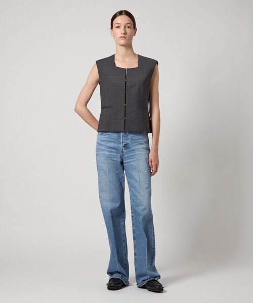 AEWEN MATOPH（イウエン マトフ）の「＜AEWEN MATOPH＞スクエアネック ベスト（ベスト・レディース・ダークブラウン/ダークグレー・FREE）」の7枚目の写真