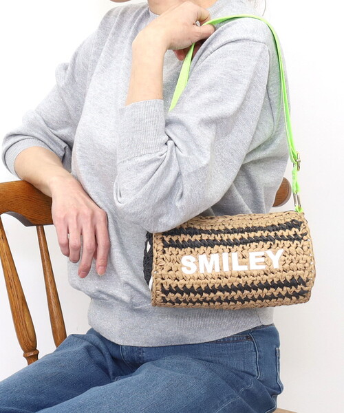COOCO（クーコ）の「ＳＭＩＬＥＹ　ドラム型ペーパーショルダーバッグ（かごバッグ・レディース・ナチュラル/ブラック/キャメル・FREE）」の3枚目の写真