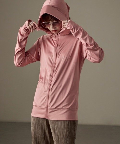 Fashion Letter（ファッションレター）の「UPF50+ 接触冷感 指穴付き ツバ付きロング丈パーカ ラッシュガード（ラッシュガード・レディース・モカ/ホワイト/ブラック/カーキ/グレー/ブルー系その他/ベージュ/ピンク・L/M/LL）」の8枚目の写真