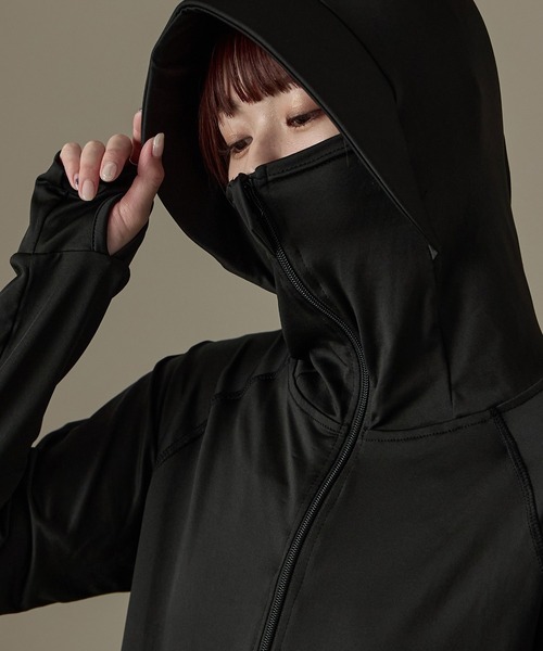 Fashion Letter（ファッションレター）の「UPF50+ 接触冷感 指穴付き ツバ付きロング丈パーカ ラッシュガード（ラッシュガード・レディース・モカ/ホワイト/ブラック/カーキ/グレー/ブルー系その他/ベージュ/ピンク・L/M/LL）」の9枚目の写真