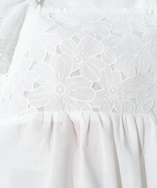 flower（フラワー）の「サニーグレーストップ（シャツ/ブラウス・レディース・ホワイト/イエロー・FREE）」の6枚目の写真