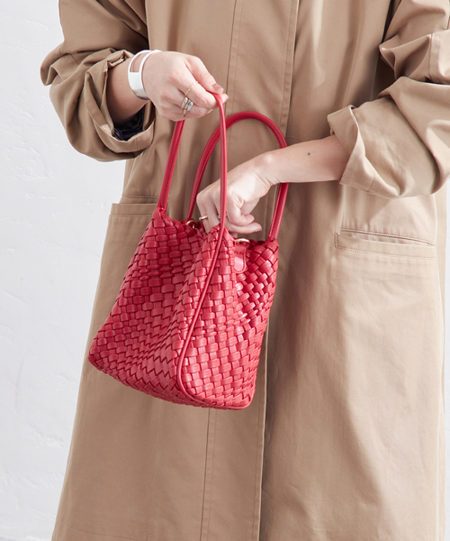 remi&reid（レミーアンドリード）の「【REMI/REID/レミアンドリード】  Hollace Mini Woven（ショルダーバッグ・レディース・ブラック/レッド・FREE）」の2枚目の写真