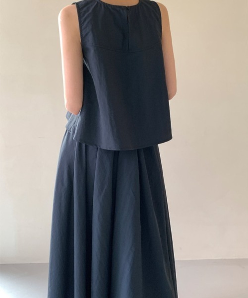 Aelina(エリナ)の「クルーネックノースリーブトップス&スカートセットアップ(セットアップ・レディース・ベージュ/ネイビー/ライトグレー/ホワイト・F)」の9枚目の写真
