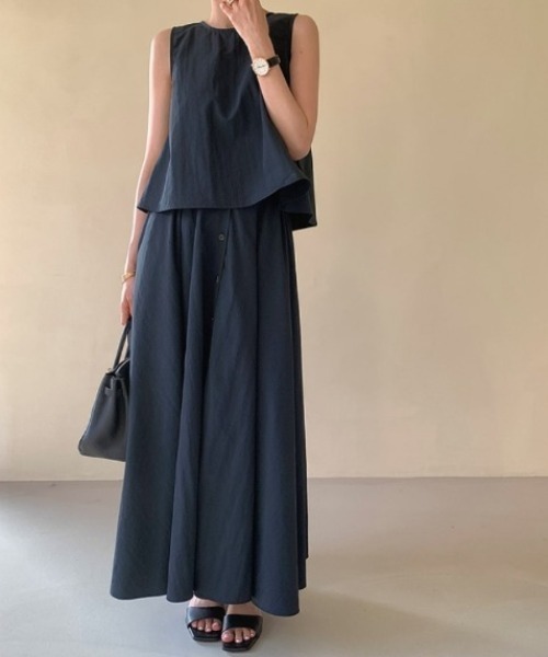 Aelina(エリナ)の「クルーネックノースリーブトップス&スカートセットアップ(セットアップ・レディース・ベージュ/ネイビー/ライトグレー/ホワイト・F)」の14枚目の写真
