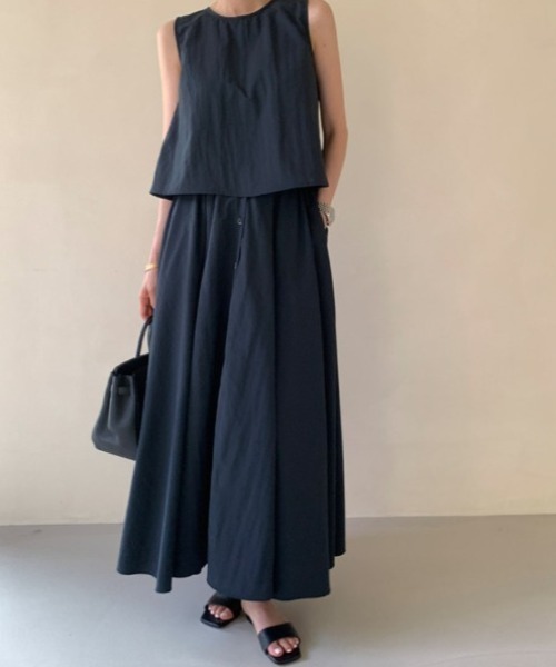 Aelina(エリナ)の「クルーネックノースリーブトップス&スカートセットアップ(セットアップ・レディース・ベージュ/ネイビー/ライトグレー/ホワイト・F)」の17枚目の写真