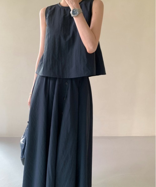 Aelina(エリナ)の「クルーネックノースリーブトップス&スカートセットアップ(セットアップ・レディース・ベージュ/ネイビー/ライトグレー/ホワイト・F)」の20枚目の写真