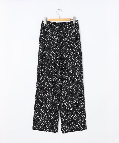 NOLLEY’S(ノーリーズ)の「ウォッシャブルバックサテンセミワイドパンツ(その他パンツ・レディース・ブラック系その他3/ブラック・38/36)」の19枚目の写真