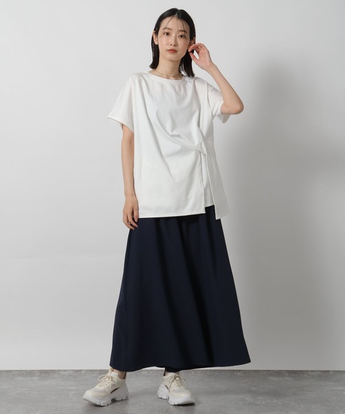 LAKOLE(ラコレ)の「ウエストデザイン半袖T / 576209(Tシャツ/カットソー・レディース・ブラック/オフホワイト/カーキ・FREE)」の4枚目の写真