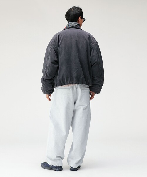 BEAMS（ビームス）の「ワイドショートフィット フェード ダック ダウンジャケット（ブルゾン・メンズ・ブラック系その他4/ベージュ・XL/L/M/S）」の14枚目の写真