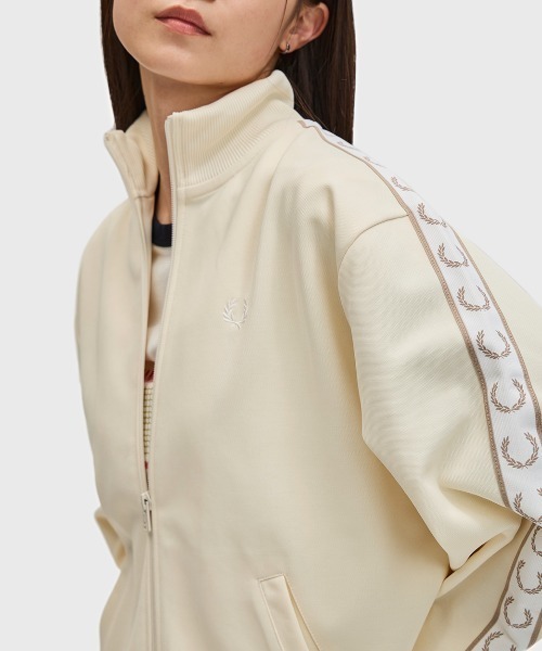 Taped Track Jacket／フレッドペリートラックジャケット