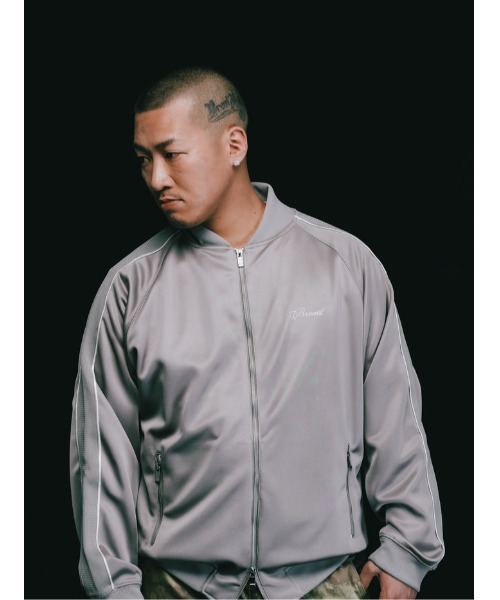 BREATH(ブレス)の「SCRIPT LOGO LINE TRACK JERSEY(ジャージ・メンズ・ライトグレー/ブラック・MEDIUM/LARGE/X-LARGE/XX-LARGE)」の3枚目の写真